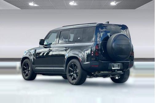 Santorini Black Metallic 2020 Land Rover Defender 110 SE