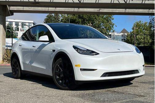 2022 Tesla Model Y Long Range Dual Motor All-Wheel Drive