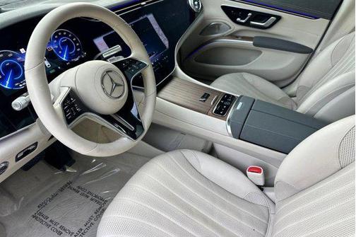 MANUFAKTUR Diamond White Metallic 2023 Mercedes-Benz EQS 580 4MATIC