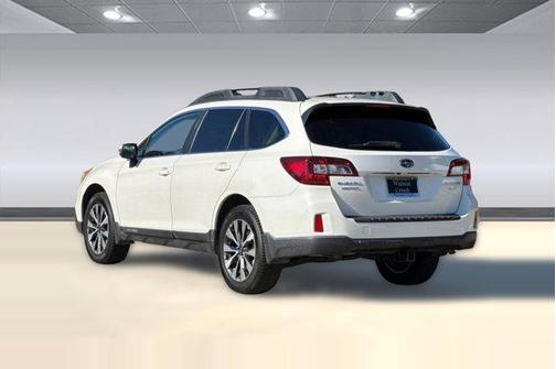 Crystal White Pearl 2015 Subaru Outback 3.6R Limited