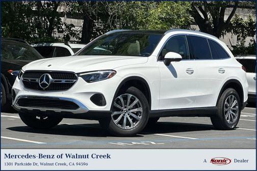 Polar White 2024 Mercedes-Benz GLC 300 Base