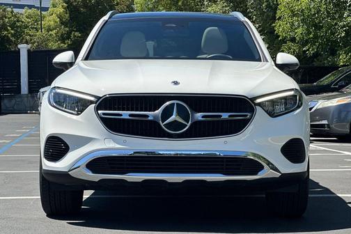 Polar White 2024 Mercedes-Benz GLC 300 Base