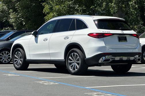 Polar White 2024 Mercedes-Benz GLC 300 Base