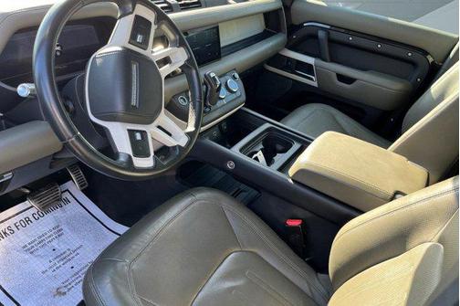 2020 Land Rover Defender 110 SE