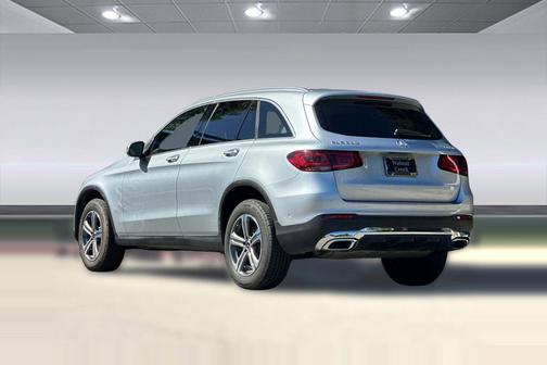 Cirrus Silver Metallic 2022 Mercedes-Benz GLC 300 4MATIC