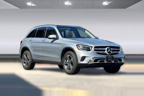 Cirrus Silver Metallic 2022 Mercedes-Benz GLC 300 4MATIC