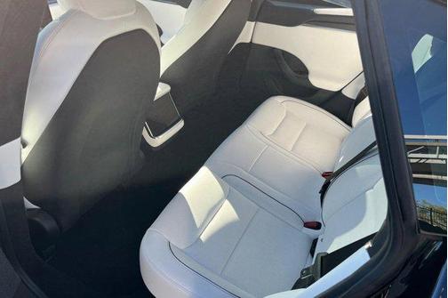 2024 Tesla Model S Plaid