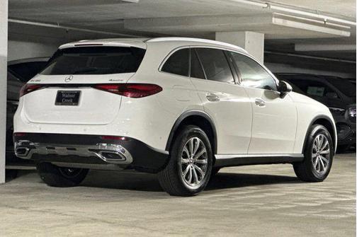 2026 Mercedes-Benz GLC 300 4MATIC