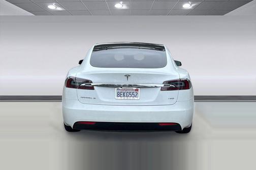 Pearl White Multi-Coat 2018 Tesla Model S 75D