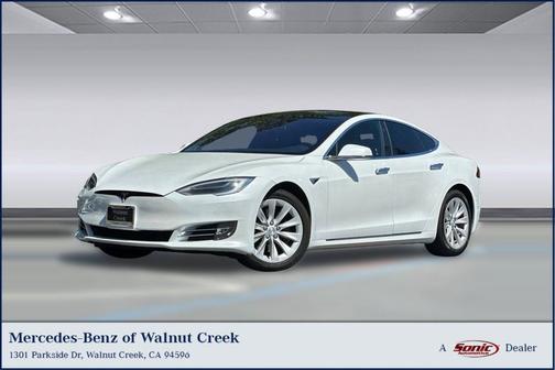 Pearl White Multi-Coat 2018 Tesla Model S 75D