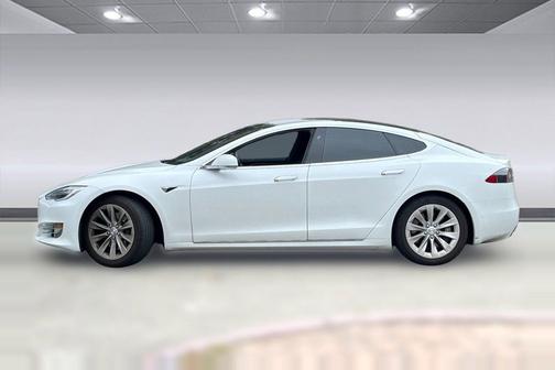 Pearl White Multi-Coat 2018 Tesla Model S 75D