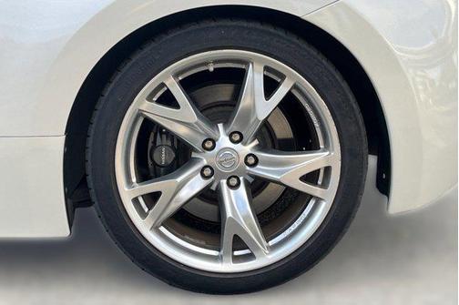 2009 Nissan 370Z Base