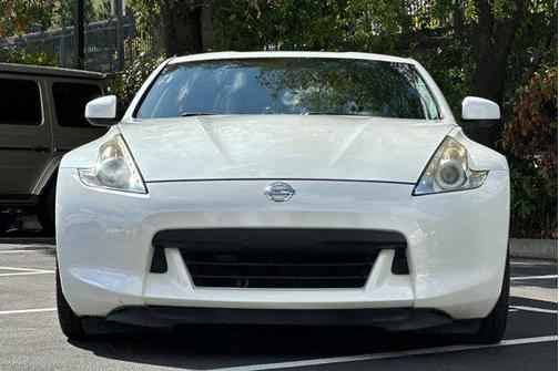 2009 Nissan 370Z Base