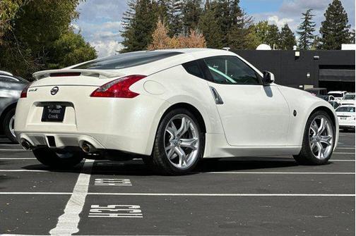 2009 Nissan 370Z Base