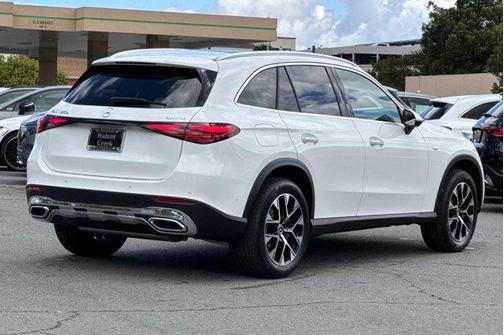 2025 Mercedes-Benz GLC 350e Base