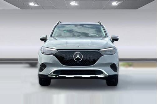 MANUFAKTUR Alpine Grey 2026 Mercedes-Benz EQE 320 320