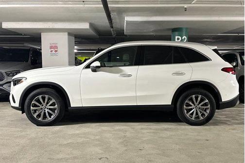 2026 Mercedes-Benz GLC 300 4MATIC