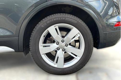 2018 Audi Q5 2.0T Premium Plus