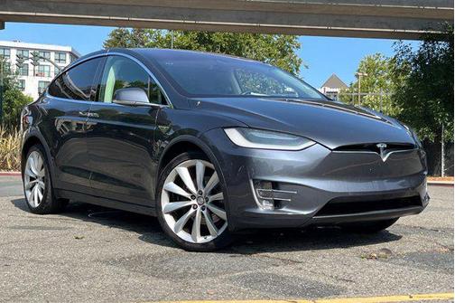 2016 Tesla Model X 90D