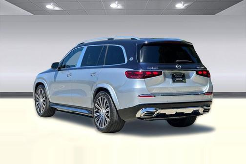 Cirrus Silver Metallic 2026 Mercedes-Benz Maybach GLS 600 4MATIC
