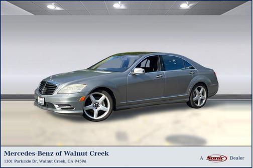 Capri Blue Metallic 2011 Mercedes-Benz S-Class S 550