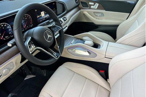 Polar White 2026 Mercedes-Benz GLE 450 4MATIC