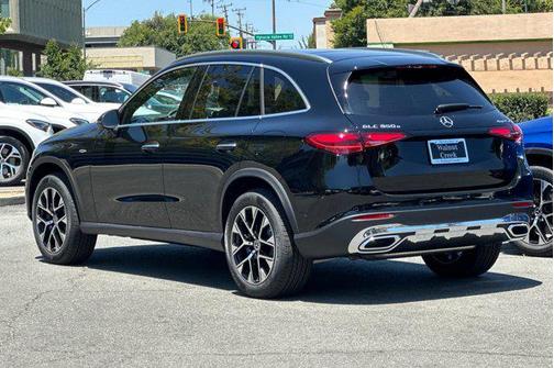 2025 Mercedes-Benz GLC 350e Base