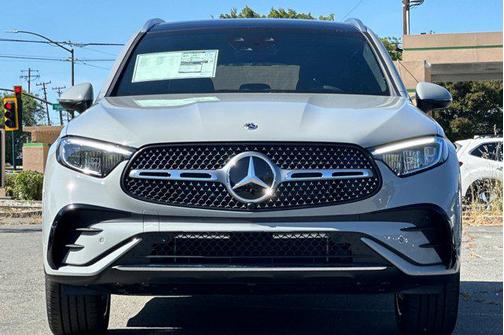 2025 Mercedes-Benz GLC 350e Base