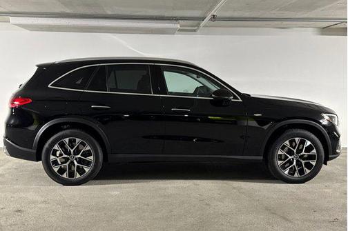 2025 Mercedes-Benz GLC 350e Base
