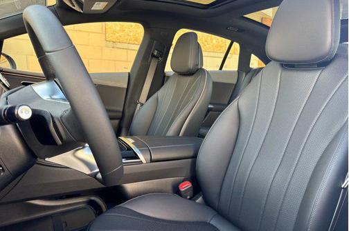 2026 Mercedes-Benz EQE 320 320