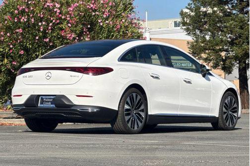 2026 Mercedes-Benz EQE 320 320