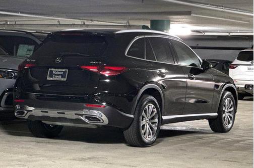 2026 Mercedes-Benz GLC 300 4MATIC
