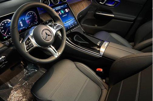2026 Mercedes-Benz GLC 300 4MATIC