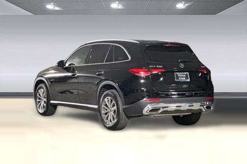 Black 2026 Mercedes-Benz GLC 300 4MATIC