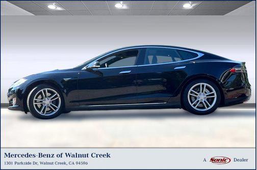 2016 Tesla Model S 90D