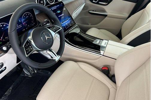 Polar White 2026 Mercedes-Benz GLC 300 4MATIC