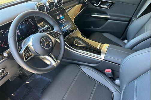 2025 Mercedes-Benz GLC 350e Base