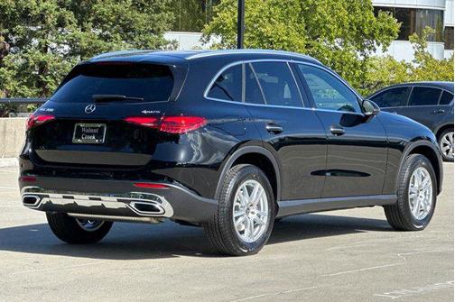 2025 Mercedes-Benz GLC 300 4MATIC