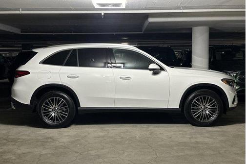 2026 Mercedes-Benz GLC 300 Base