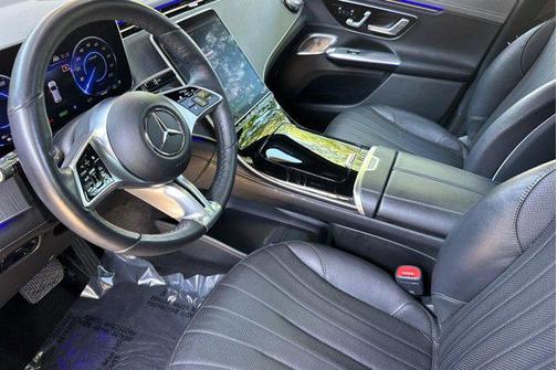 MANUFAKTUR Alpine Grey 2023 Mercedes-Benz EQE 500 4MATIC