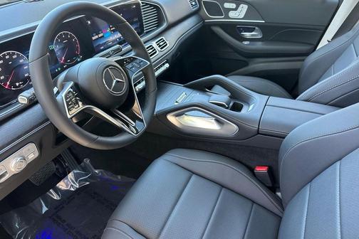 Polar White 2026 Mercedes-Benz GLE 450 4MATIC