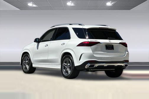 Polar White 2026 Mercedes-Benz GLE 450 4MATIC