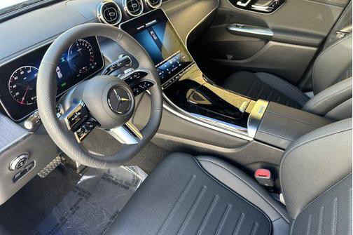 2025 Mercedes-Benz GLC 350e Base