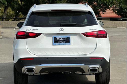 2025 Mercedes-Benz GLA 250 4MATIC