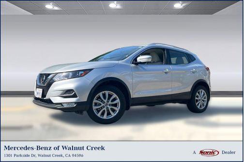Brilliant Silver Metallic 2022 Nissan Rogue Sport SV