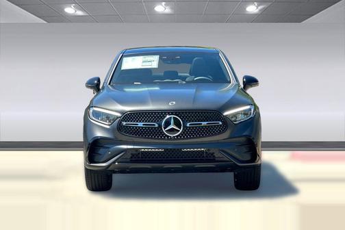 MANUFAKTUR exclusive graphite grey magno 2026 Mercedes-Benz GLC 300 4MATIC Coupe