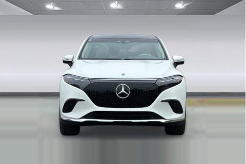 2026 Mercedes-Benz EQS 400 400