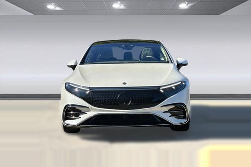 MANUFAKTUR Diamond White Metallic 2023 Mercedes-Benz EQS 450 4MATIC