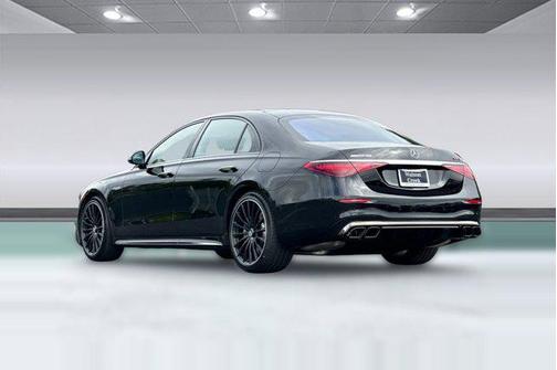 Obsidian Black Metallic 2026 Mercedes-Benz AMG S 63 E 4MATIC