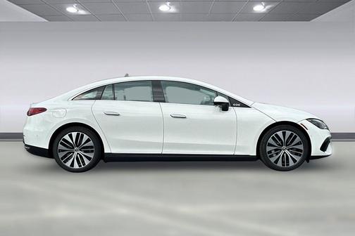 Polar White 2026 Mercedes-Benz EQE 320+ 320+